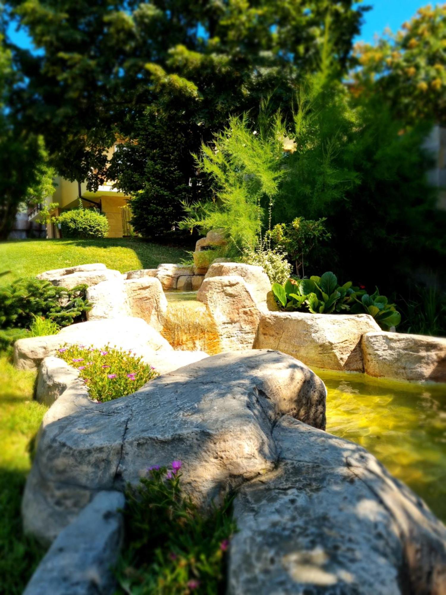 ния, райска градина / Garden Of Eden Apartament Sveti Vlas